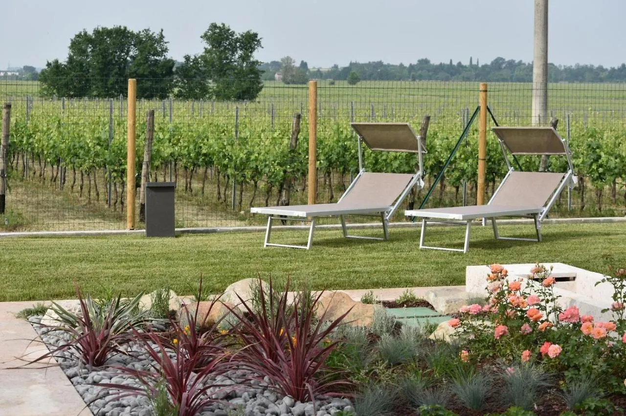 Il Vigneto Bed & Breakfast Desenzano del Garda Italy